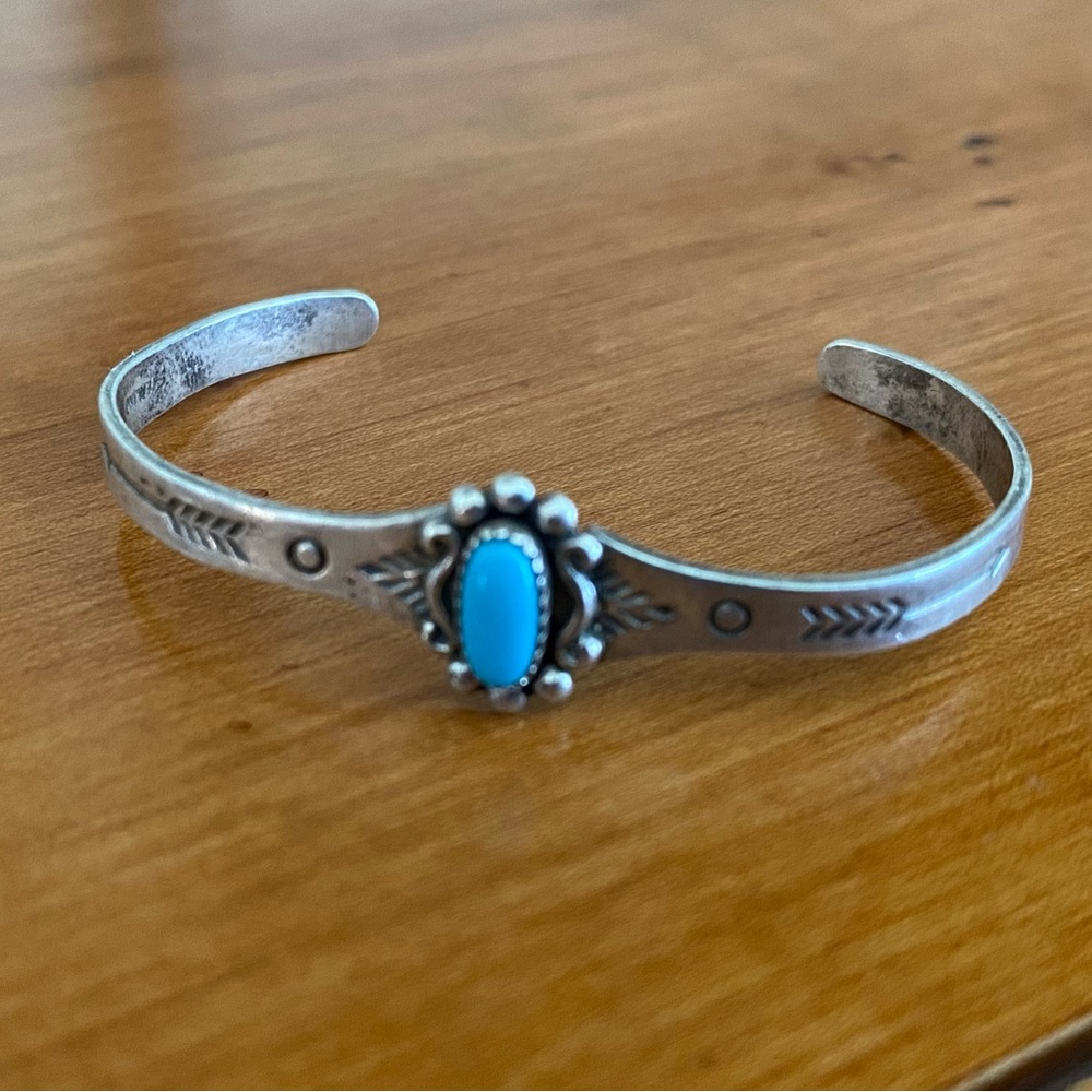 Vintage Southwestern Sterling Silver Toddler/Baby bracelet size 5”